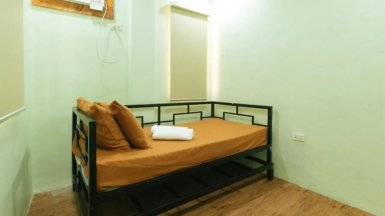 אנגלס Mi Casa Deca Clark Residences Pampanga מלון