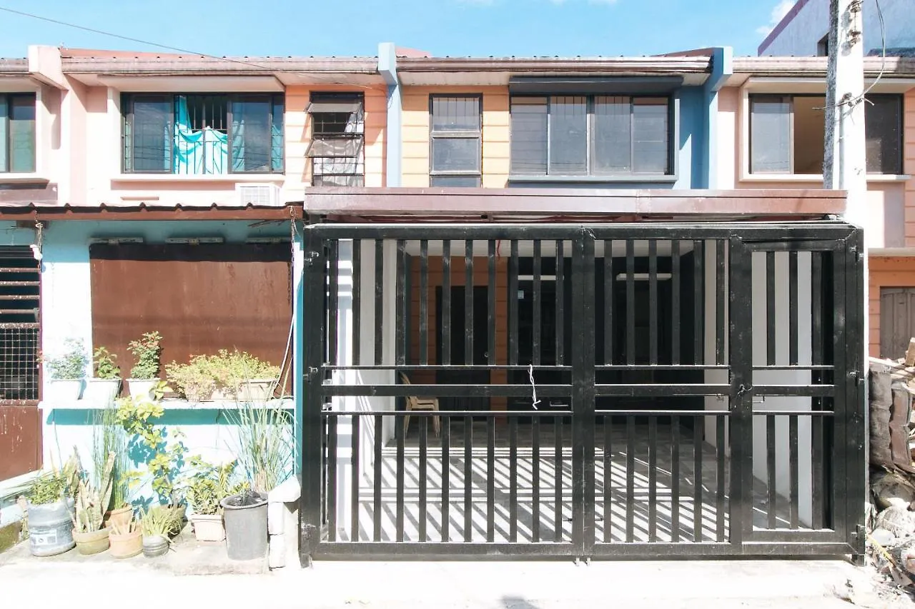 אנגלס Mi Casa Deca Clark Residences Pampanga 2*,  הפיליפינים